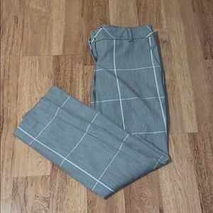 Express Mid Rise Columnist Pant in Gray